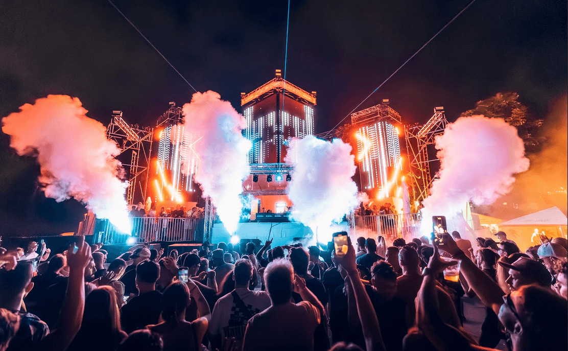 Isle of Summer Beach background